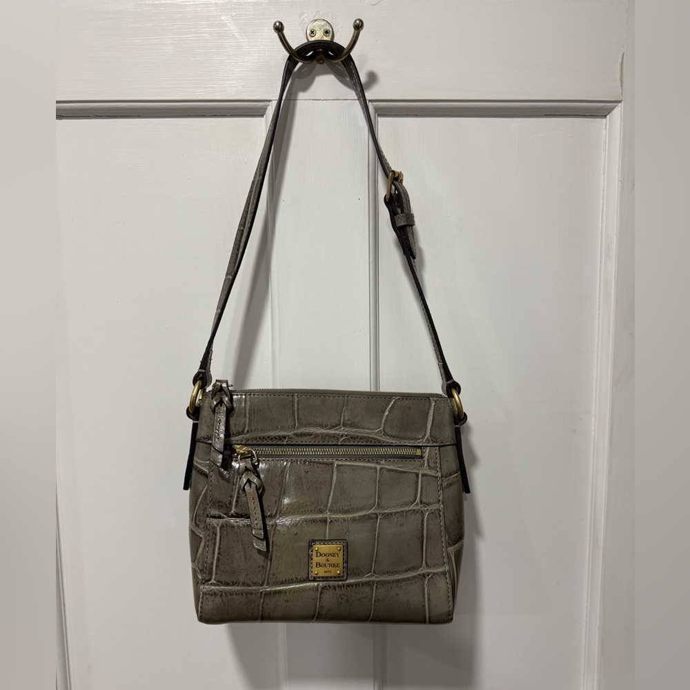 Dooney & Bourke Pembrook Allison Crossbody purse